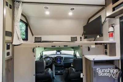 2026 Dynamax Corp Isata5 30FW 4x4 EXTREME PACKAGE photo 26