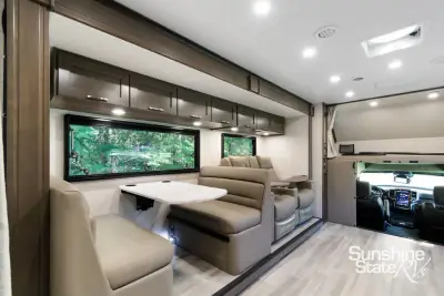 2026 Dynamax Corp Isata5 30FW 4x4 EXTREME PACKAGE photo 17