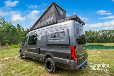 2027 Storyteller Overland Crew Mode AWD photo 10