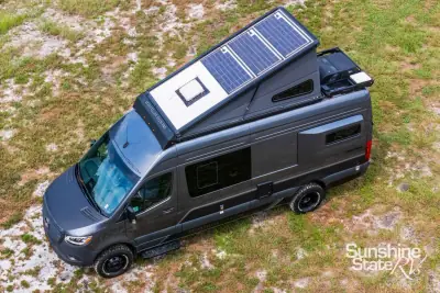 2027 Storyteller Overland Crew Mode AWD photo 19