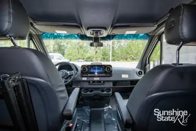 2027 Storyteller Overland Crew Mode AWD photo 46