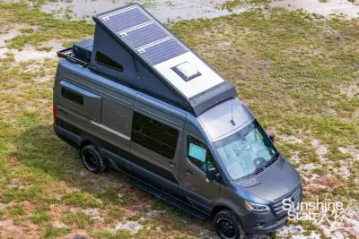 2027 Storyteller Overland Crew Mode AWD photo 18