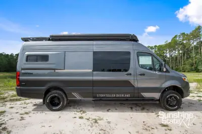 2027 Storyteller Overland Crew Mode AWD photo 4