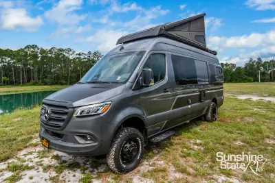 2027 Storyteller Overland Crew Mode AWD photo 14