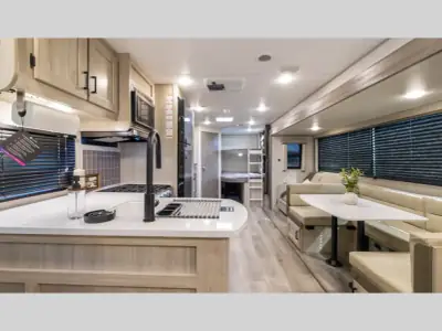 2026 Coachmen Catalina Legacy Edition 273DBHCK photo 20