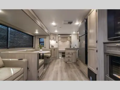 2026 Coachmen Catalina Legacy Edition 273DBHCK photo 19
