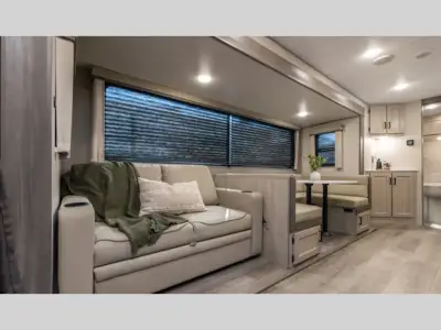 2026 Coachmen Catalina Legacy Edition 273DBHCK photo 23