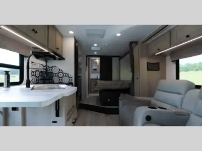 2021 Forest River Sunseeker Classic 2440DS Ford photo 30