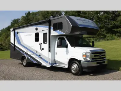 2021 Forest River Sunseeker Classic 2440DS Ford photo 29