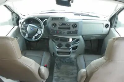 2021 Forest River Sunseeker Classic 2440DS Ford photo 10