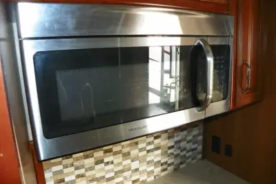 2016 Redwood Sequoia SQ38HRL photo 9