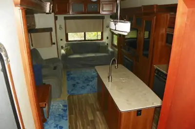 2016 Redwood Sequoia SQ38HRL photo 19