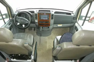 2018 Forest River Forester MBS 2401W photo 6