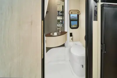 2027 Winnebago Resa photo 14