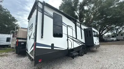 2020 Xlr By Forest River XLR Nitro Fifth Wheel TH 35DK5 photo 10