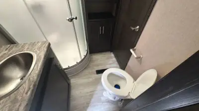 2020 Xlr By Forest River XLR Nitro Fifth Wheel TH 35DK5 photo 33