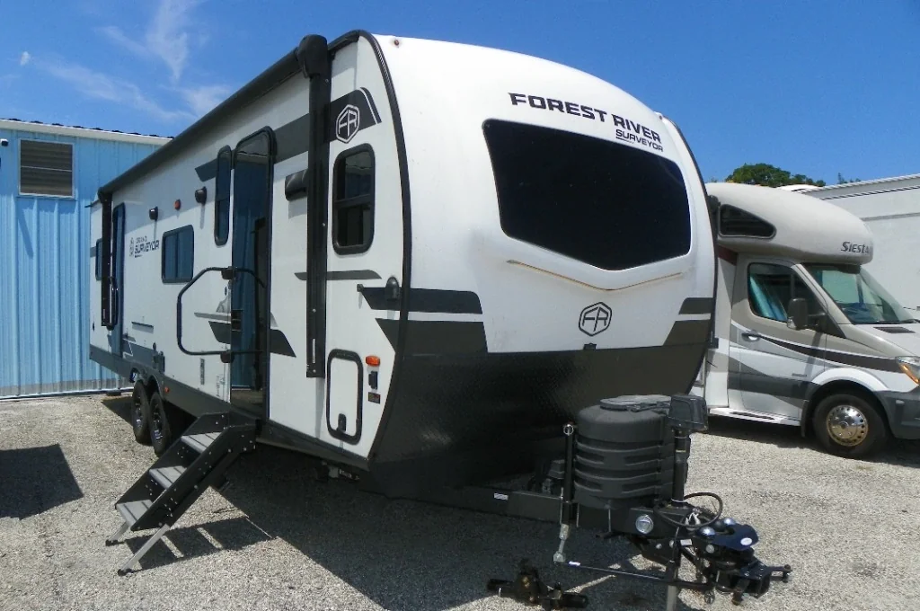 2025 Forest River Surveyor Legend 275FKBS exterior