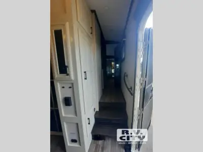 2023 Jayco Pinnacle 36KPTS photo 13