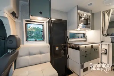 2027 Winnebago Ekko Sprinter 23B AWD photo 12