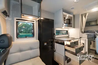 2027 Winnebago Ekko Sprinter 23B AWD photo 13