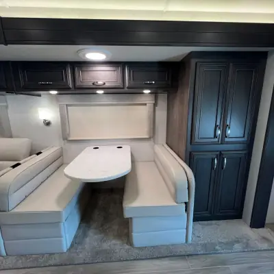 2025 Entegra Coach Accolade 37K photo 8