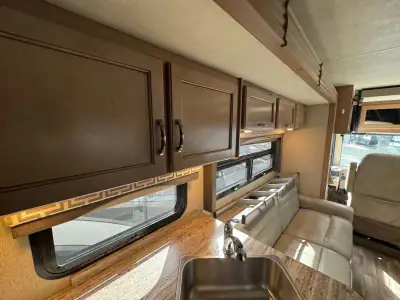 2019 Thor Motor Coach A.C.E. 30.4 photo 42