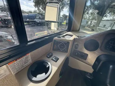 2019 Thor Motor Coach A.C.E. 30.4 photo 19