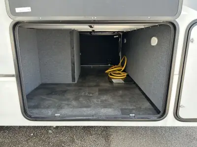 2021 Alliance Paradigm 310RL photo 3