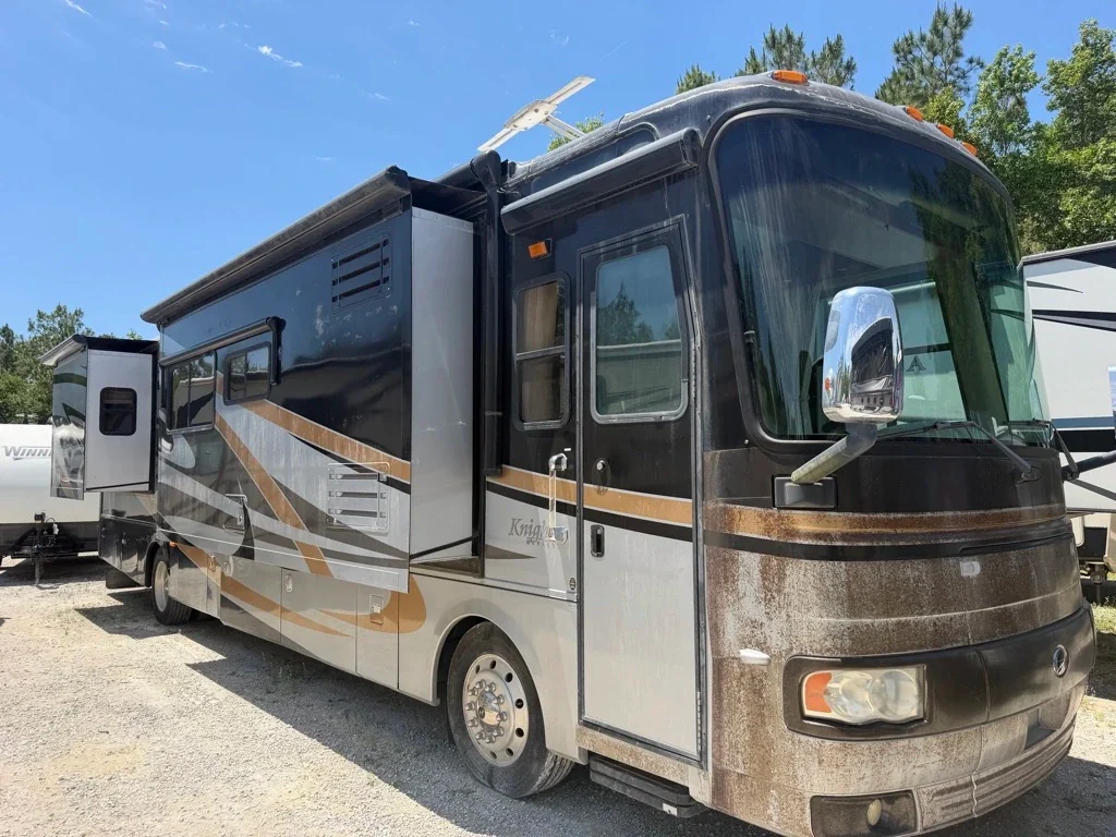 2008 Monaco KNIGHT 40DFT exterior