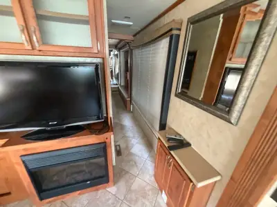 2008 Monaco KNIGHT 40DFT photo 12