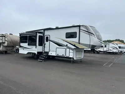 2021 Alliance Paradigm 310RL