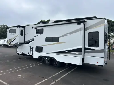 2021 Alliance Paradigm 310RL photo 33