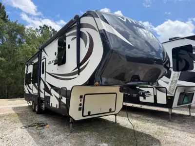2017 Vanleigh VILANO 325 RL