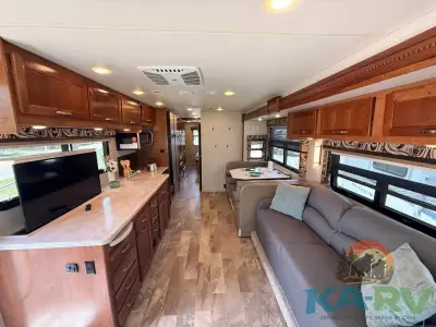 2018 Jayco PRECEPT 35S photo 3