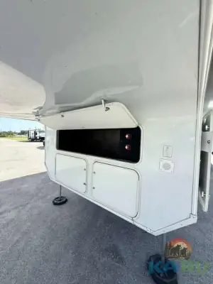 2025 Alliance PARADIGM 340RL photo 14