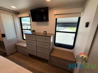 2025 Alliance PARADIGM 340RL photo 40