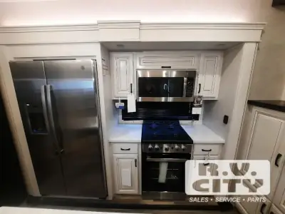 2024 Jayco North Point 382FLRB photo 8