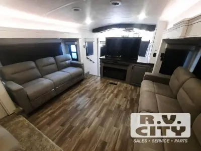 2024 Jayco North Point 382FLRB photo 5