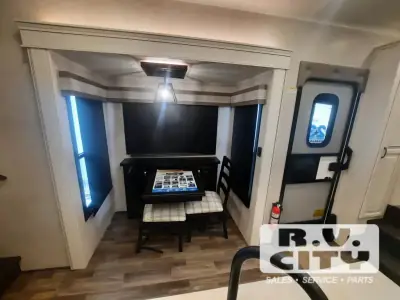 2024 Jayco North Point 382FLRB photo 9