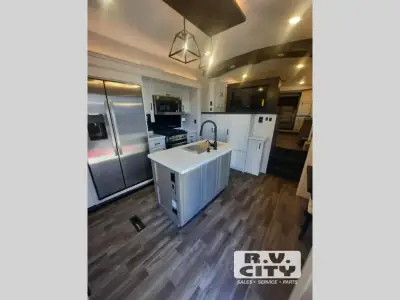 2024 Jayco North Point 382FLRB photo 6