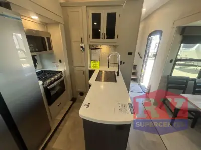 2026 Coachmen Chaparral 373MBRB photo 15