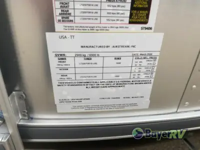 2026 Airstream Trade Wind 23FB Twin photo 18