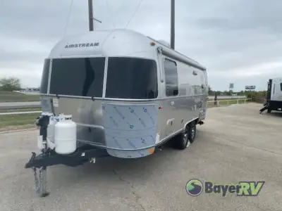 2026 Airstream Trade Wind 23FB Twin photo 6
