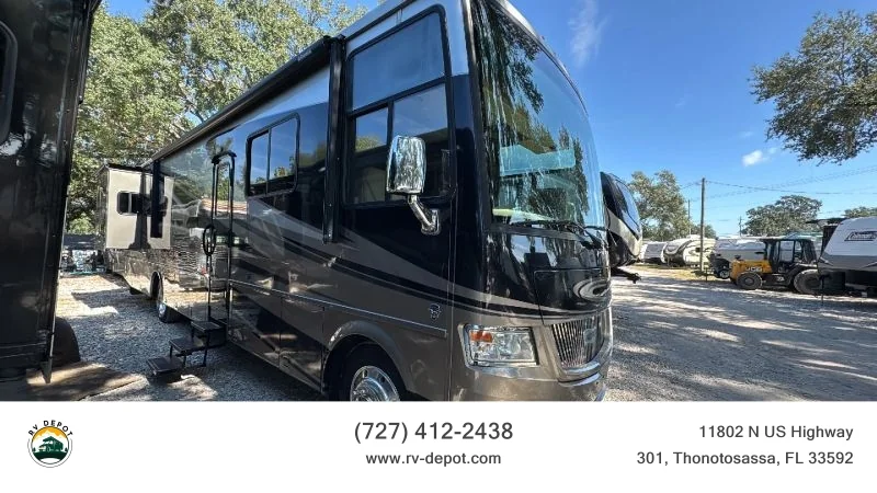 2014 Newmar Canyon Star 3940 exterior