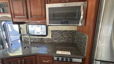 2016 Fleetwood Southwind 34A photo 33