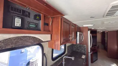 2016 Fleetwood Southwind 34A photo 40