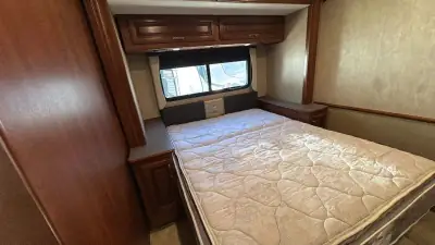 2016 Fleetwood Southwind 34A photo 21
