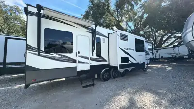 2017 Voltage By Dutchmen Voltage FW Toy Hauler 4105 photo 8