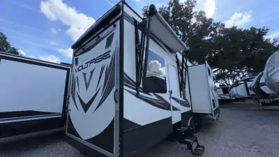 2017 Voltage By Dutchmen Voltage FW Toy Hauler 4105 photo 53