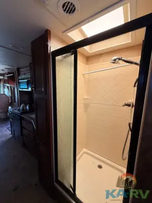 2014 Four Winds HURRICANE 29X photo 26